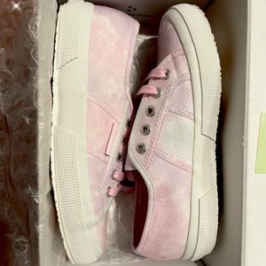 NIB tie dye pastel Superga EU 37 Women’s sneakers